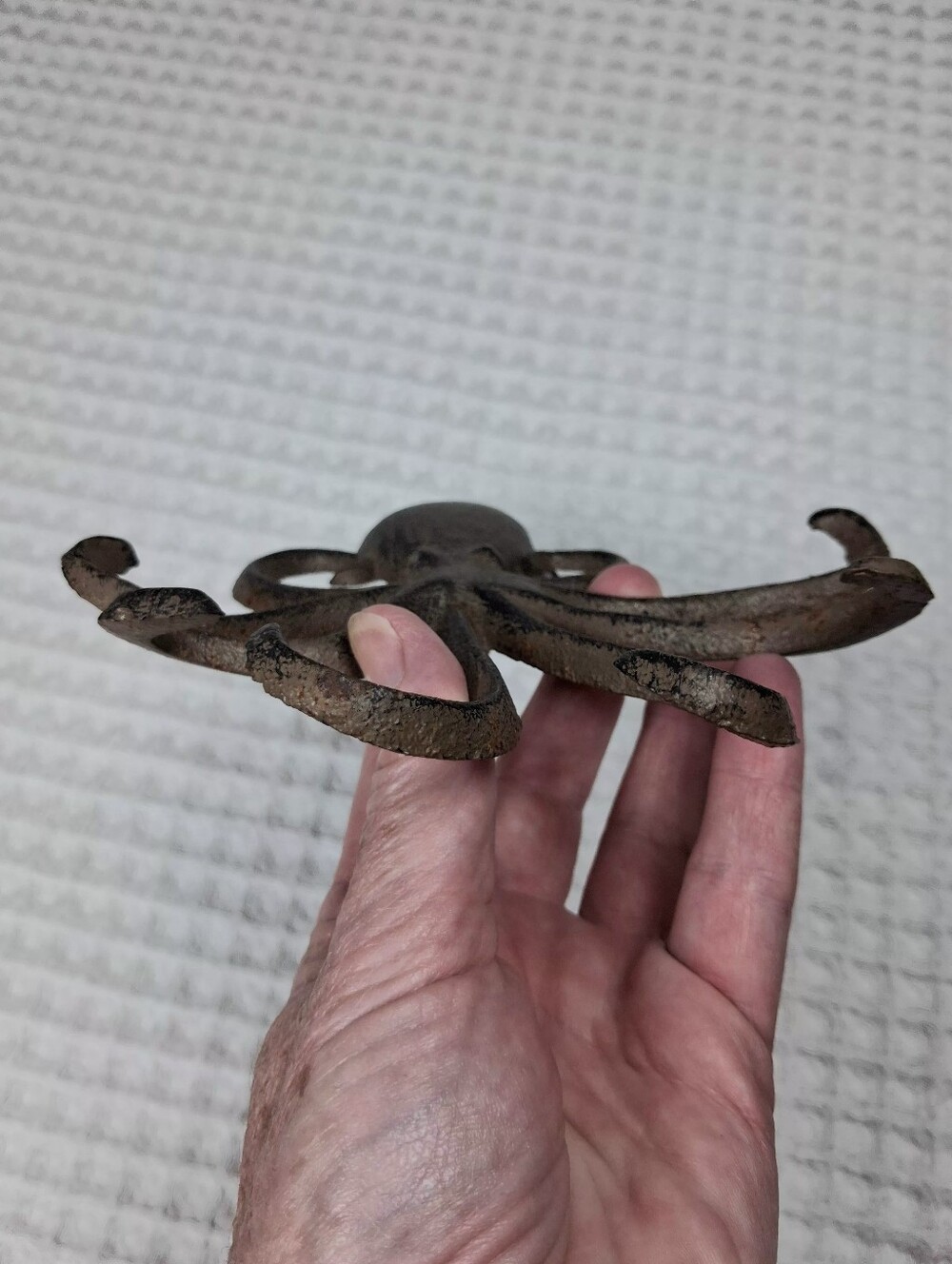 Brown Cast Iron Octopus Key Hook/Hanger 6 Arms - Picture 5 of 11